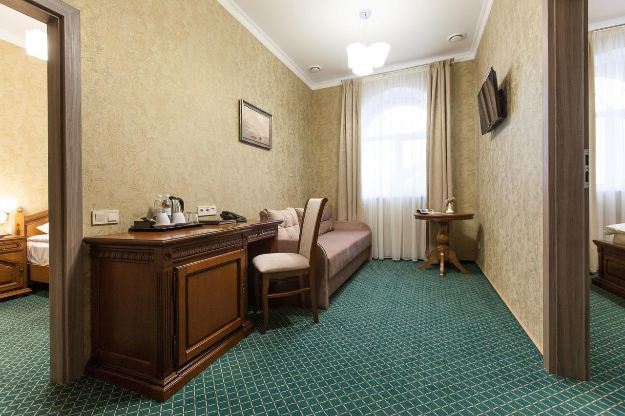 West Park Hotel Sofiivska Borshchahivka Экстерьер фото